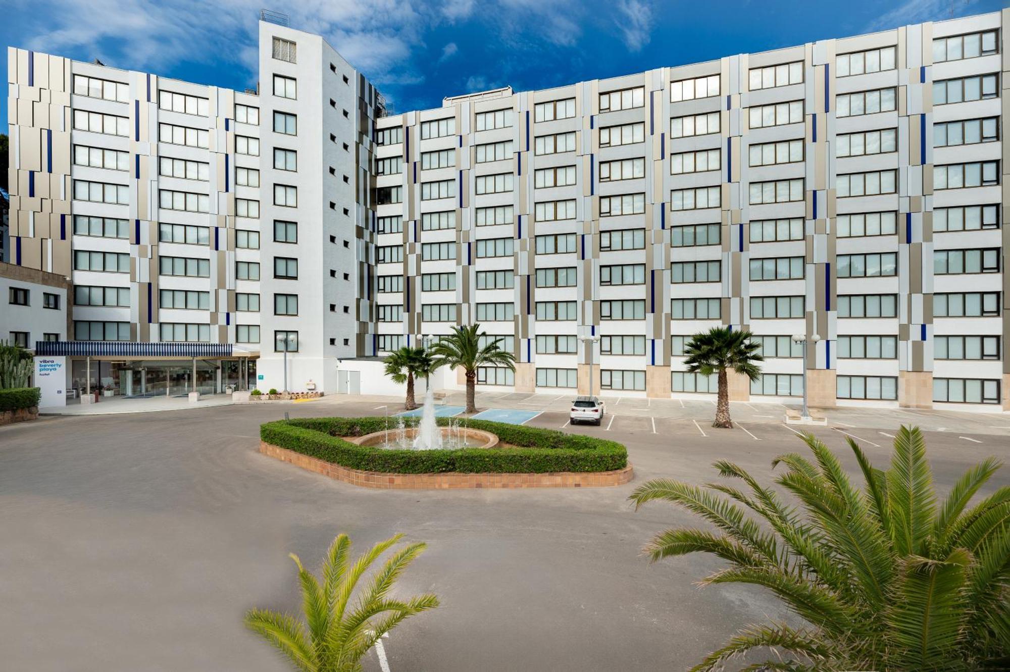 Vibra Beverly Playa Hotel 4*